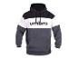 Een grijs, zwart en wit Umbro hoodie met een capuchon