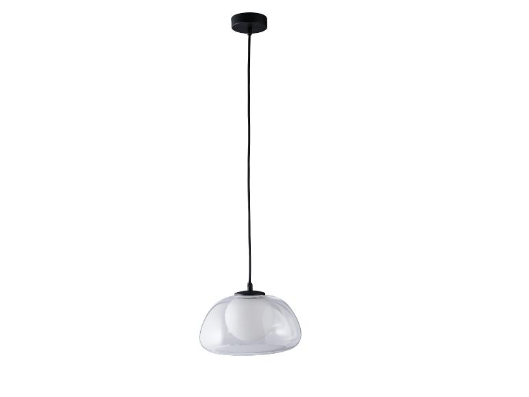 Moderne hanglamp met een transparante glazen kap en witte diffuser.