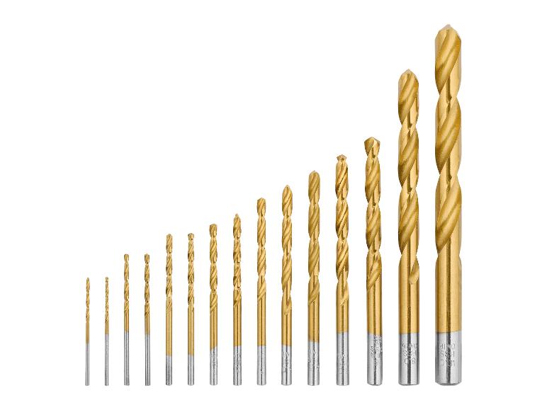 Een set met verschillende maten goudkleurige boortjes.