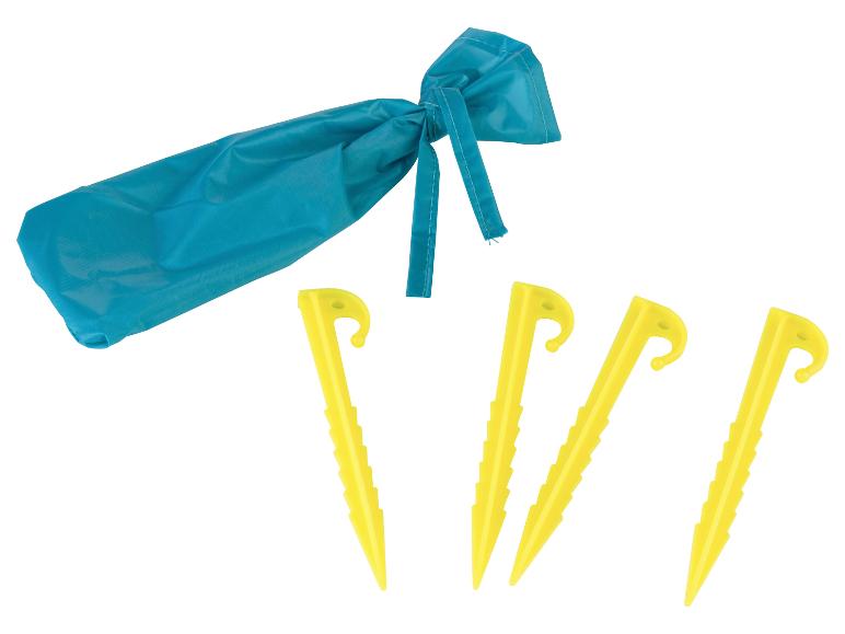 Gele haringen en een turquoise opbergtas.