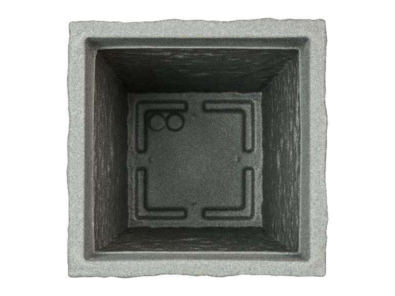 Bovenaanzicht van een lege vierkante grijze plantenpot met een gestructureerd oppervlak.