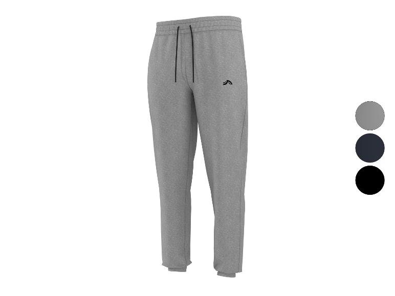 Grijze heren joggingbroek met zwarte trekkoorden en logo, verkrijgbaar in drie kleuren.