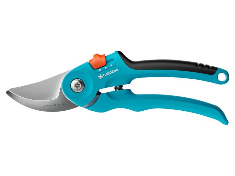 GARDENA turquoise en zwarte snoeischaar met metalen bladen, gemaakt in Duitsland.