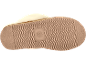 Onderkant van een beige pantoffel met een golvend zoolpatroon en een vredestekenlogo.