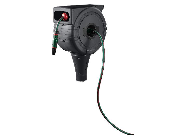 Donkergrijze automatische tuinslanghaspel met groene en rode slang.