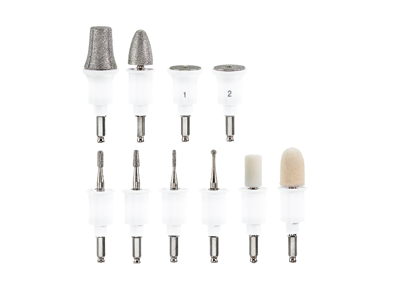 Set bitjes voor manicure en pedicure.
