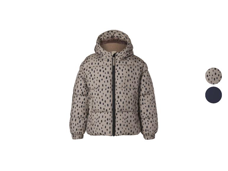 Kinderdonsjack met stippen en capuchon, verkrijgbaar in twee kleuren.