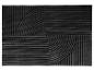 Zwarte rechthoekige mat met een geometrisch patroon van horizontale en gebogen lijnen.