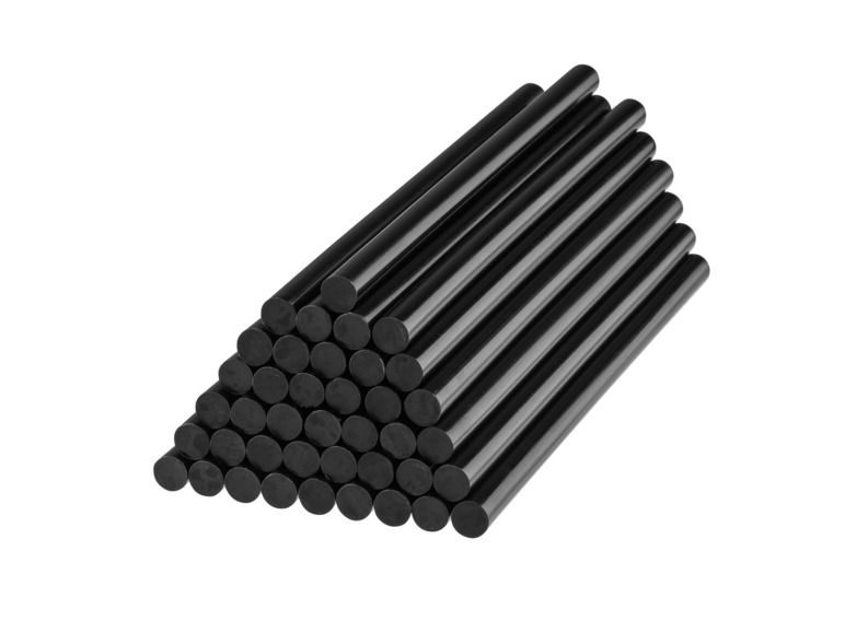 Zwarte lijmstokken voor een lijmpistool.