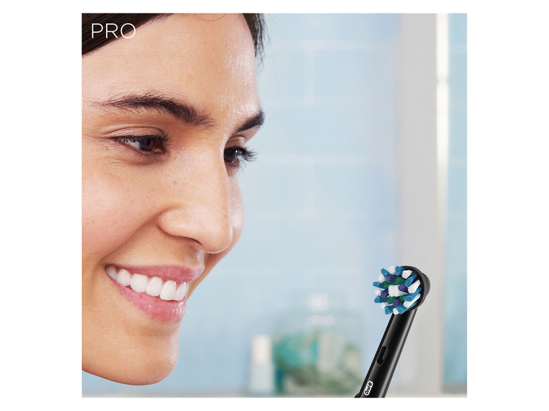Ga naar volledige schermweergave: Oral-B Elektrische tandenborstel Clean and Protect - afbeelding 6