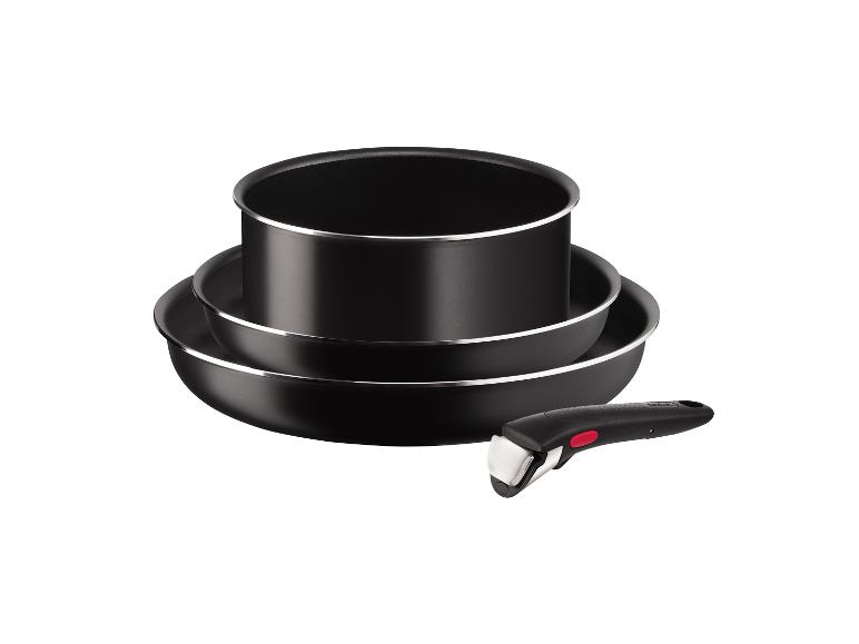 Zwarte Tefal pannenset met koekenpannen.