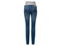 Donkerblauwe skinny jeans voor zwangere vrouwen.