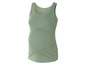 Een lichtgroen, gestreept tanktop voor zwangere vrouwen.