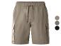 Khaki cargoshorts met elastische tailleband en trekkoord, met kleuropties.