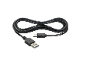 Zwarte USB-A naar USB-C kabel, opgerold in een oneindigheidsvorm.