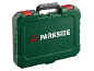 Groene gereedschapskoffer met zwart handvat en rode sluitingen.