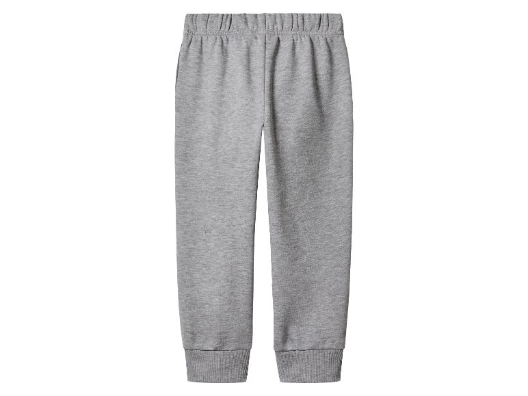 Eenvoudige grijze joggingbroek met elastische tailleband en enkelboorden