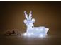 Liggende verlichte rendierfiguur met kerstdecoraties.