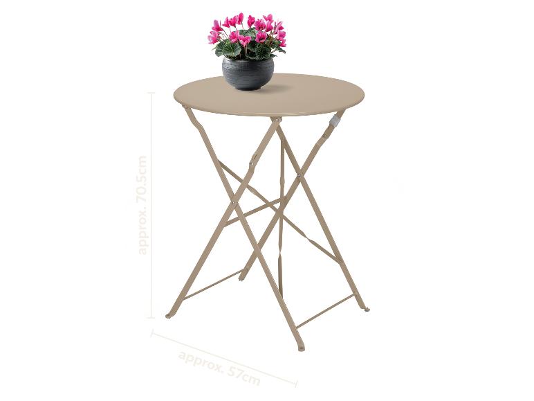 Beige opvouwbare bistrotafel met een pot roze bloemen, afmetingen 70,5x57cm.