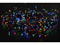 Kleurrijke kerstverlichting op een donkere achtergrond.