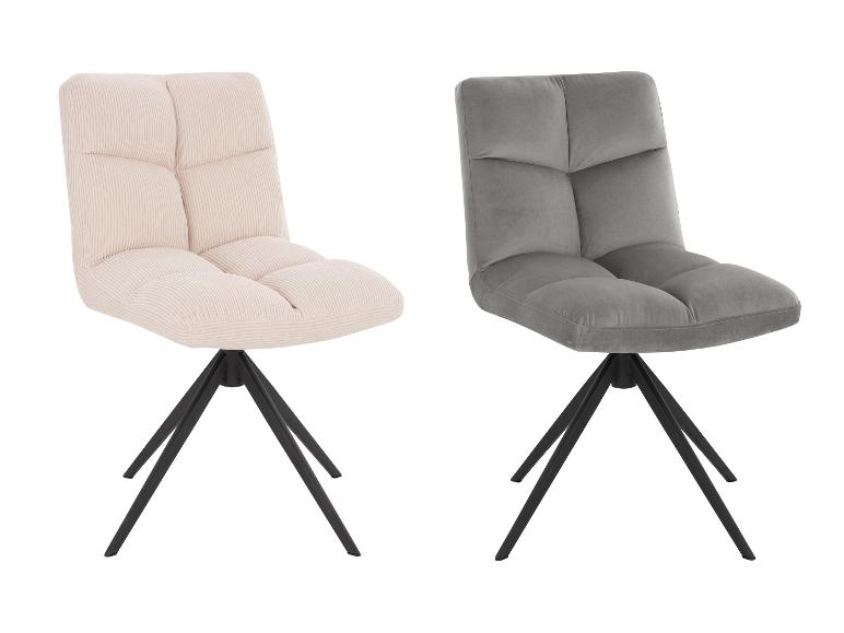 Twee draaibare eetkamerstoelen, één beige ribfluweel en één grijs fluweel