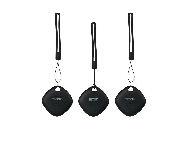 Drie zwarte itemfinders met bandjes, op een rij gerangschikt op een witte achtergrond.