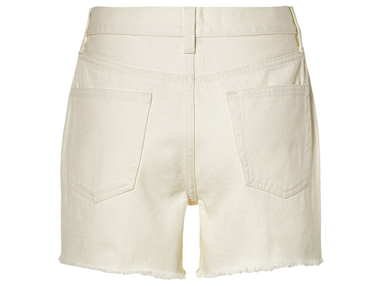 Witte denim shorts met gescheurde zoom.