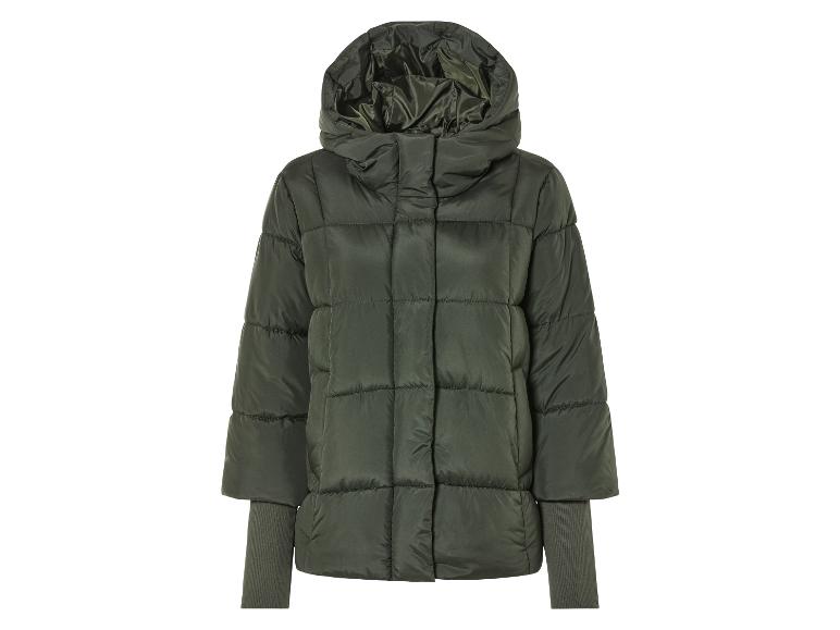 Een groene winterjas met capuchon.
