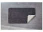 Donkergrijze badmat met antislip onderkant.