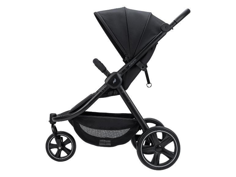 Lichte zwarte UPPAbaby Cruz kinderwagen, zijaanzicht.