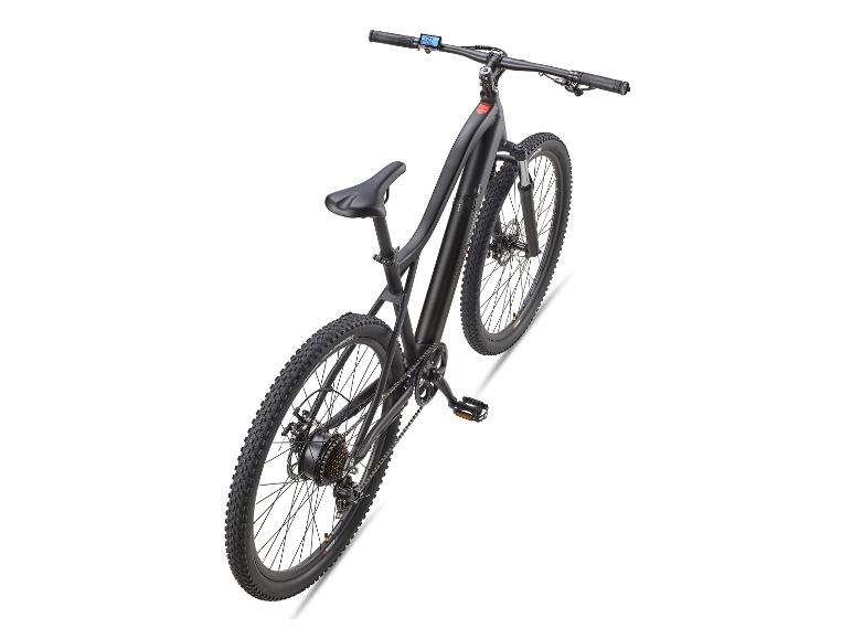 Zwarte elektrische mountainbike met een digitaal display op het stuur.