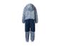 Blauwe kinderoverall met wolken- en regendruppelprint, donkerblauwe onderkant en reflecterende details.