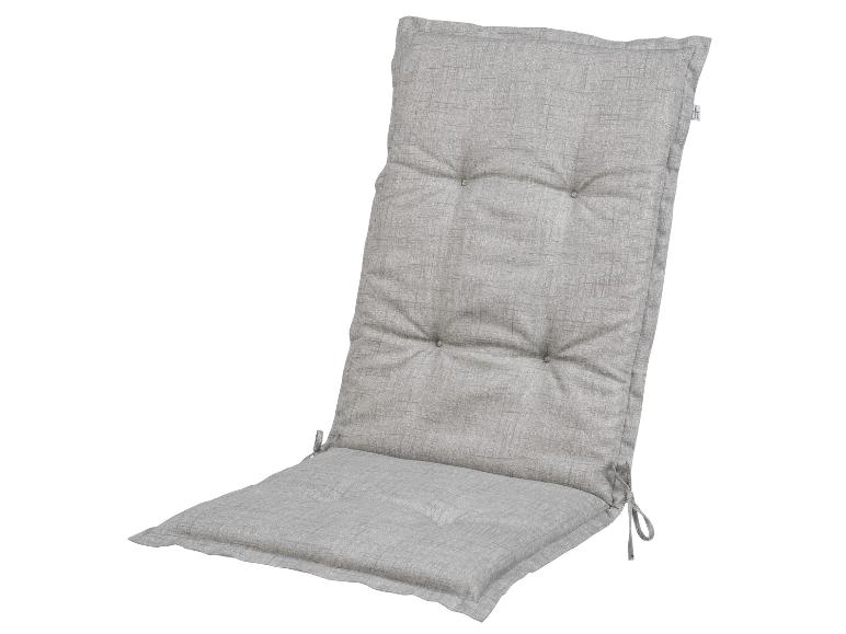 Een grijze stoel kussen met een ruitjespatroon.