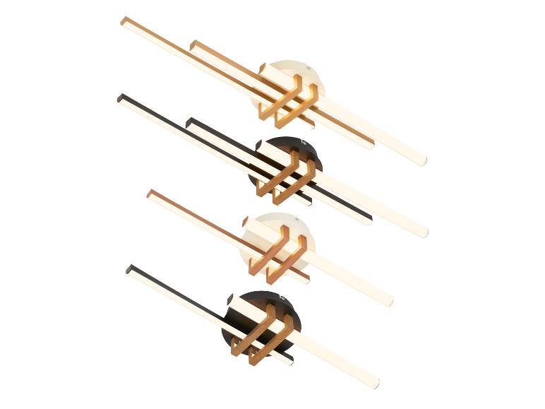Vier moderne plafondlampen met lineaire lichtbronnen en houten details in diverse kleuren.