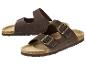 Bruine sandalen met twee bandjes en metalen gespen