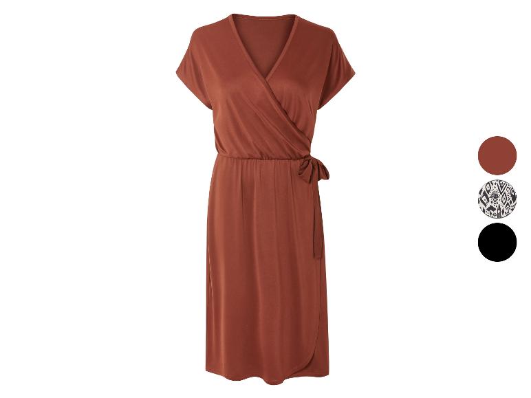 Wippeljurken in diverse kleuren en prints.