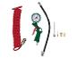 Bandenvulset met manometer, spiraalslang en diverse adapters.
