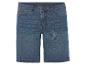Donkerblauwe jeans shorts.