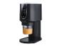 Zwarte ijsmachine met touchscreen, biedt diverse dessertopties.