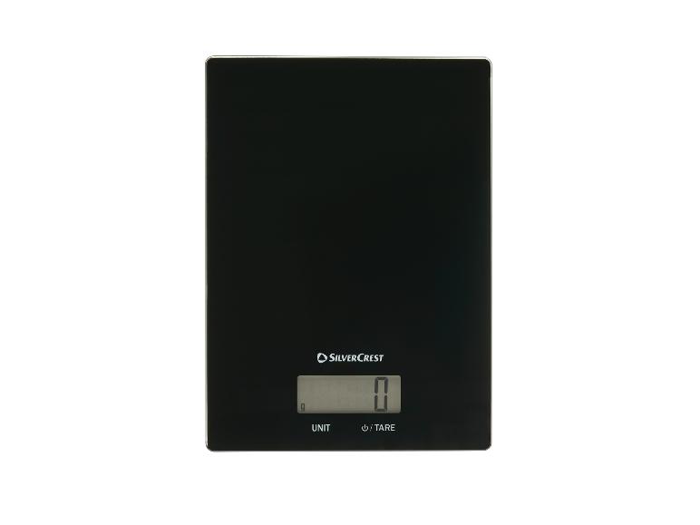 Zwarte digitale keukenweegschaal van SilverCrest met display dat nul toont.