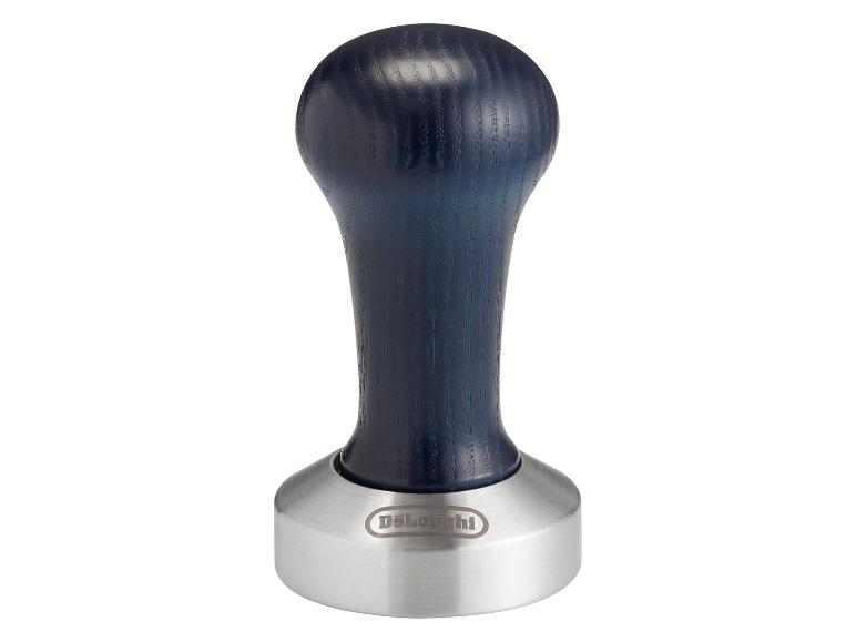 DeLonghi koffietamper met blauw houten handvat en metalen basis.