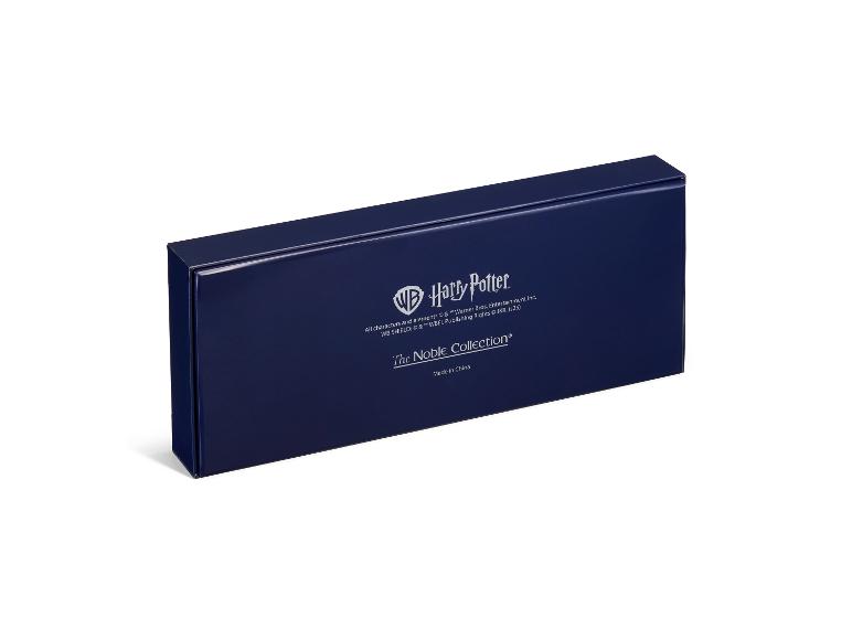 Donkerblauwe doos voor de Harry Potter-toverstafset van The Noble Collection.
