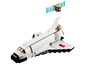 Een LEGO-spaceshuttle met een satelliet.