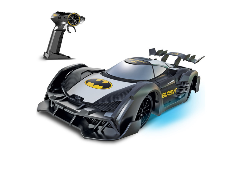 Een zwarte Batman-raceauto met een afstandsbediening.