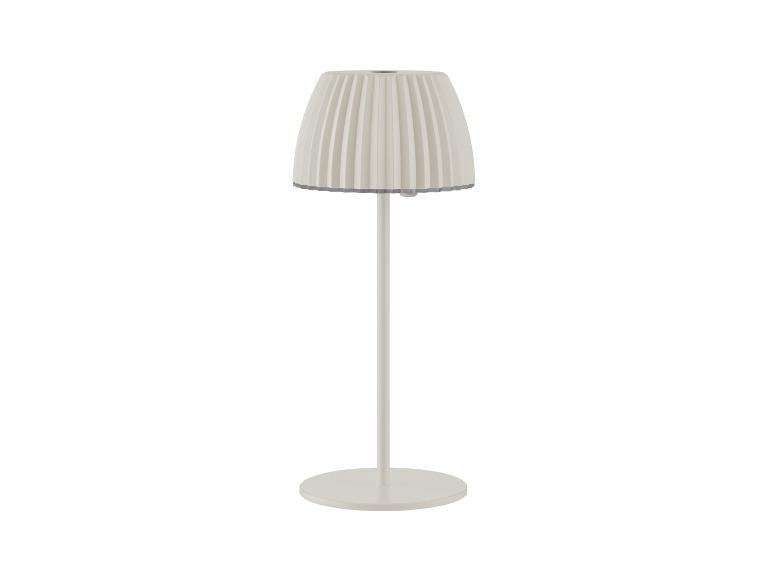 Witte vloerlamp met geplooide lampenkap.