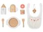 Houten babyspeelgoedset met fles, beker, slabbetje en bestek.