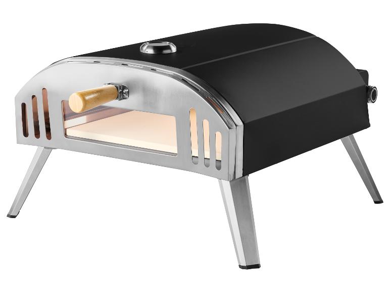 Zwart-zilveren draagbare pizzaoven met houten handvat en vier poten.