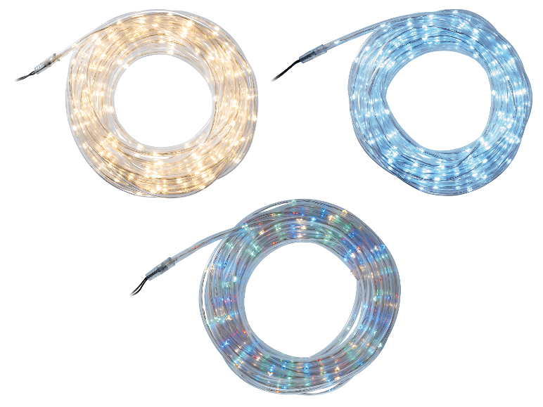 Drie rollen LED-touwverlichting: warm wit, koud wit en meerkleurig.