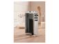 SILVERCREST handmixer op een houten aanrecht met een kom bloem en melk