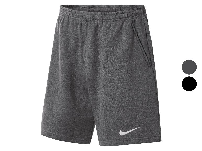 Grijze sweatshorts met elastische tailleband en zakken, met een wit logo op de pijp.
